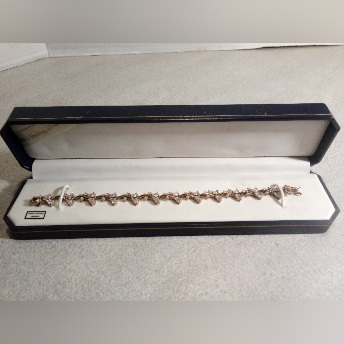 18 Kt Yellow Gold Over 925 Sterling Silver Created Sapphire And Diamond Bracelet